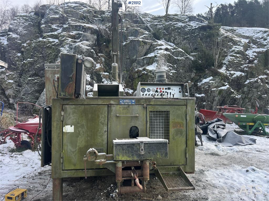 Nemek 503 TXI drilling rig w/ low hours for age