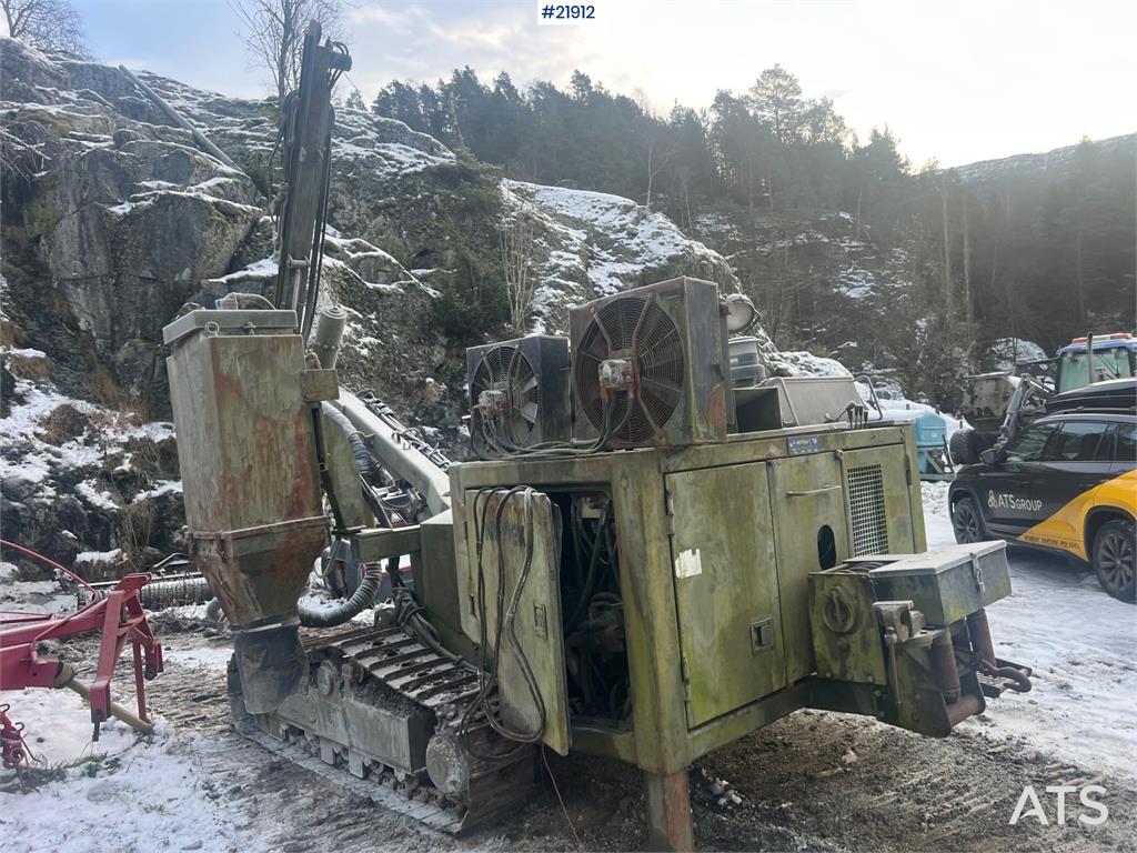 Nemek 503 TXI drilling rig w/ low hours for age