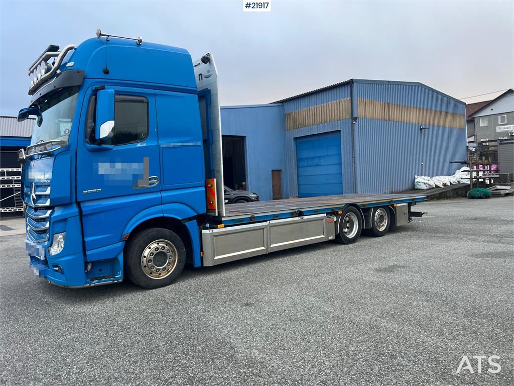 Mercedes-Benz Actros 6x2 flatbed truck w/ 2012 konar 2 axle flat