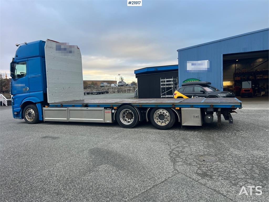 Mercedes-Benz Actros 6x2 flatbed truck w/ 2012 konar 2 axle flat