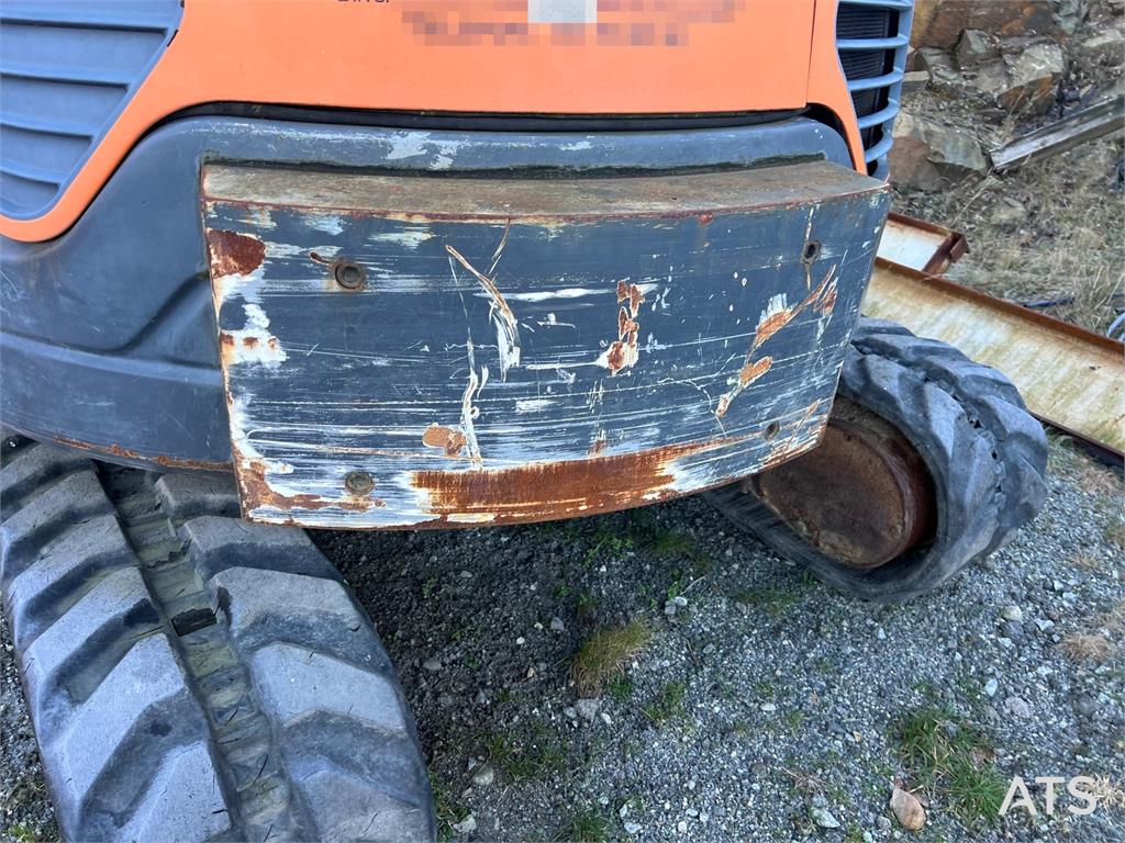 Doosan DX62R-3 excavator w/ rototilt, sanding bucket and