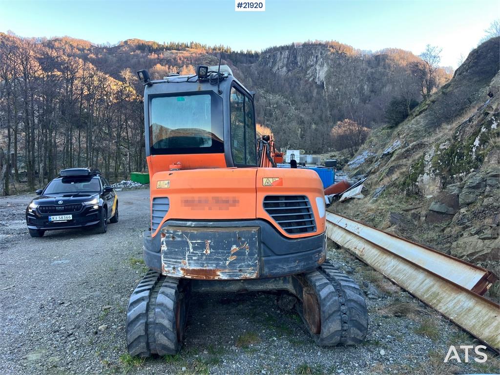 Doosan DX62R-3 excavator w/ rototilt, sanding bucket and