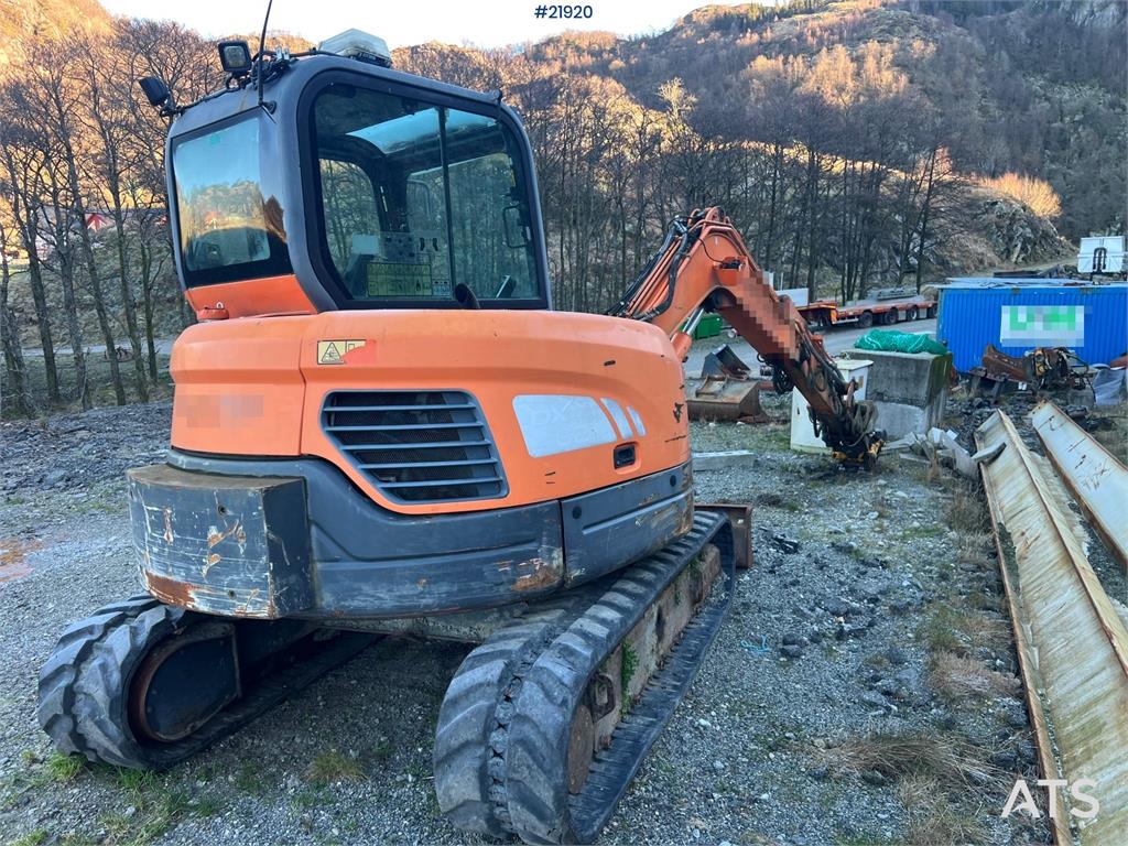 Doosan DX62R-3 excavator w/ rototilt, sanding bucket and