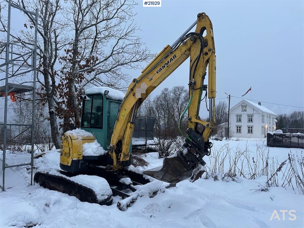 Yanmar VIO57-U excavator with rototilt and 3 buckets