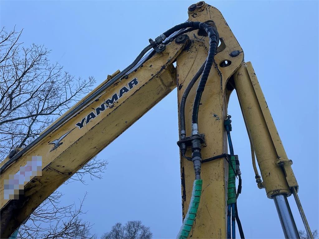 Yanmar VIO57-U excavator with rototilt and 3 buckets