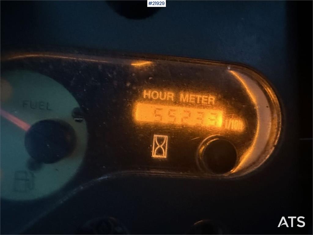 Yanmar VIO57-U excavator with rototilt and 3 buckets