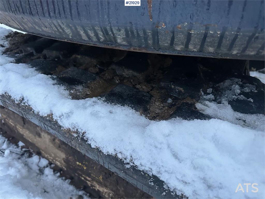 Yanmar VIO57-U excavator with rototilt and 3 buckets