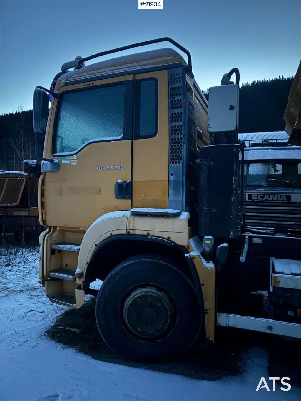 MAN TGA 28.410 6x2 Snowplow-Equipped Tipper Truck – Re