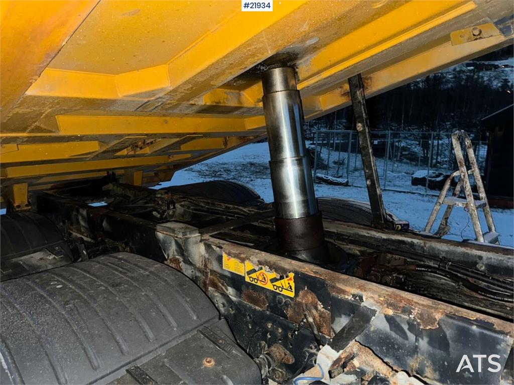 MAN TGA 28.410 6x2 Snowplow-Equipped Tipper Truck – Re