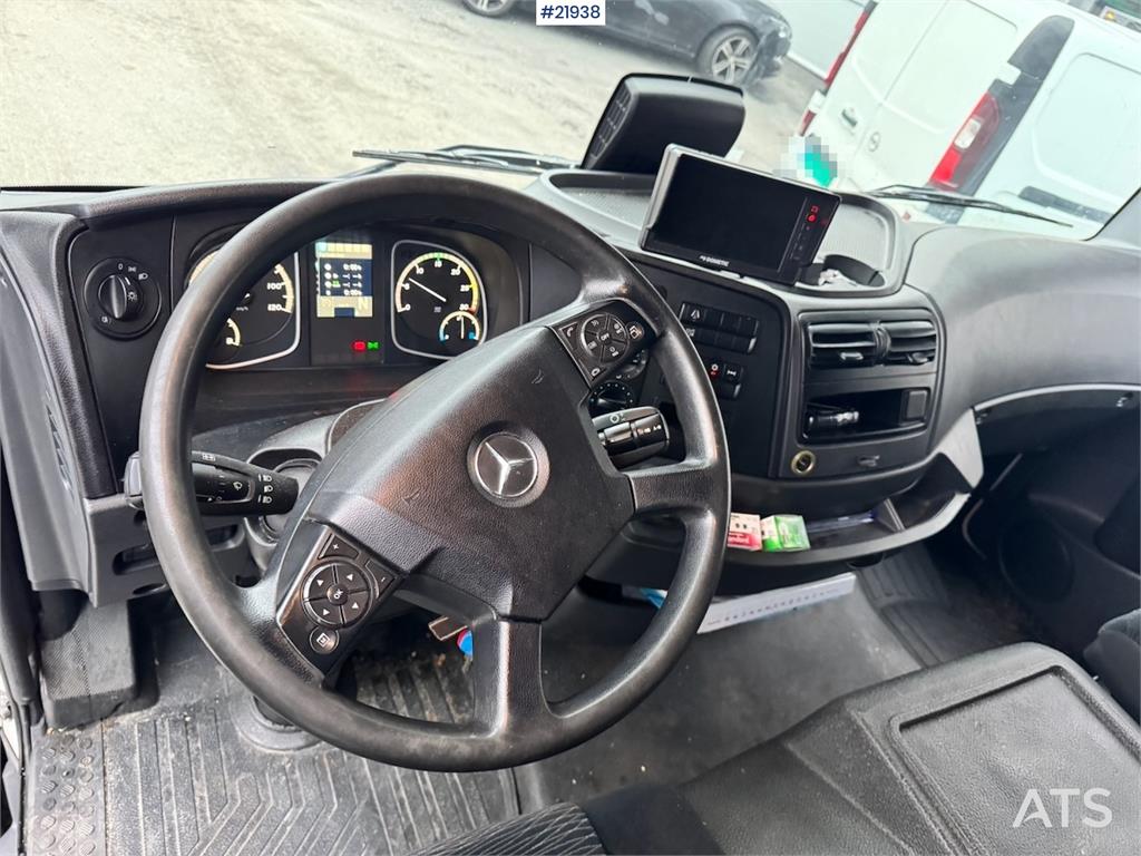 Mercedes-Benz Atego 1023 box car