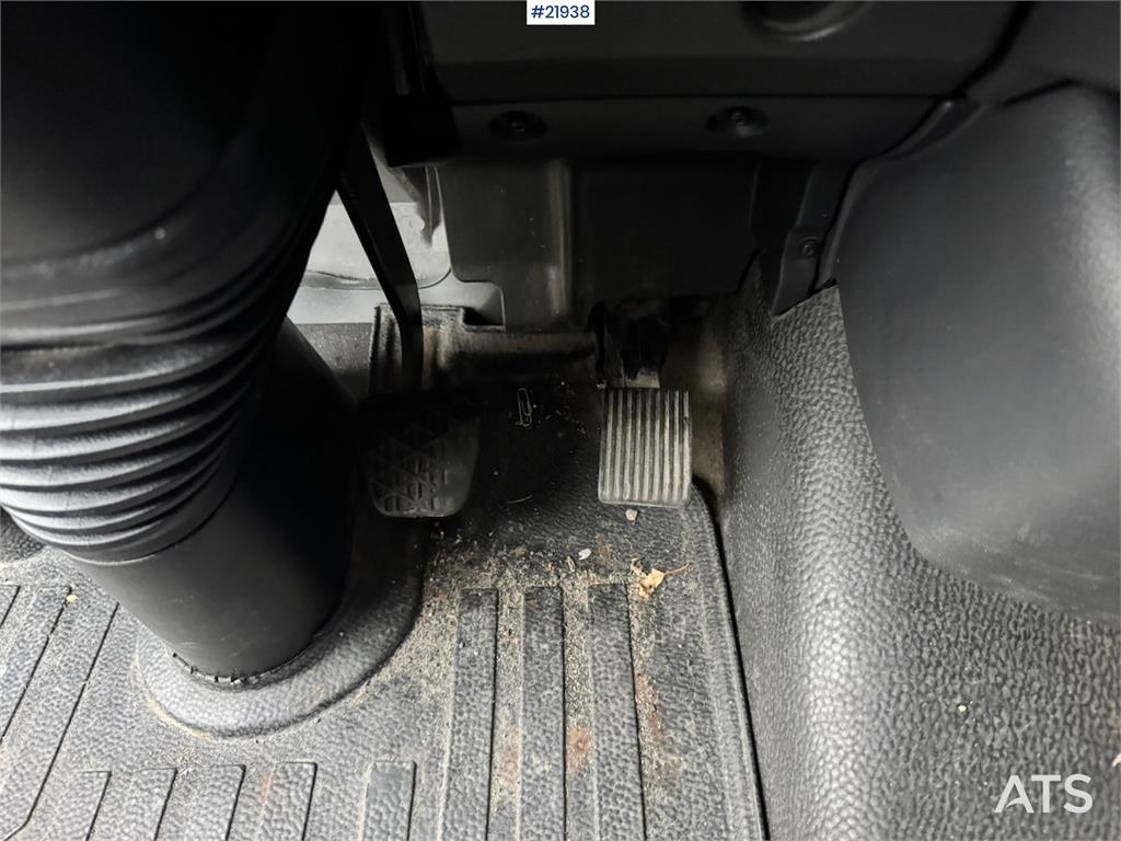 Mercedes-Benz Atego 1023 box car