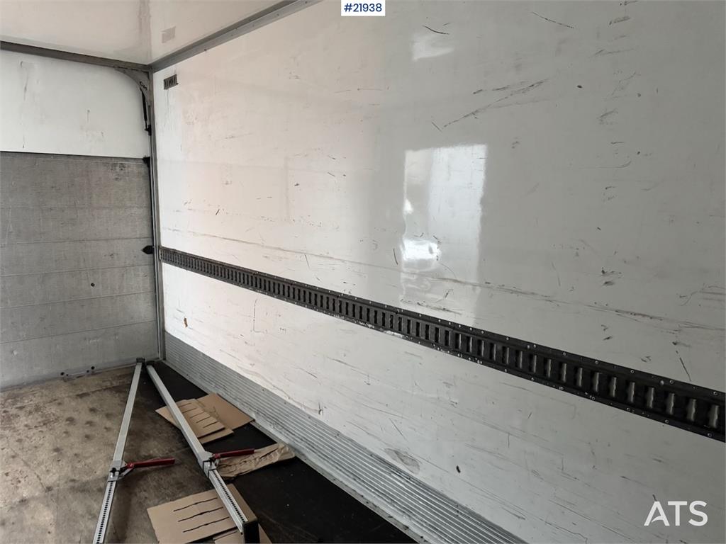 Mercedes-Benz Atego 1023 box car