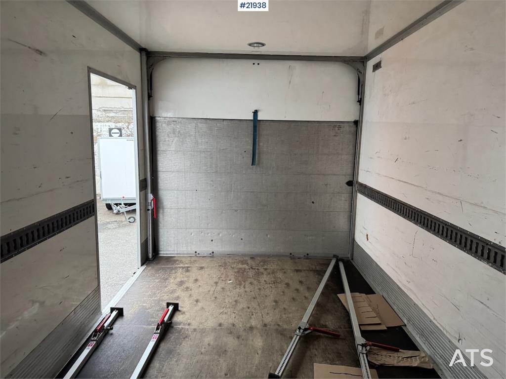 Mercedes-Benz Atego 1023 box car