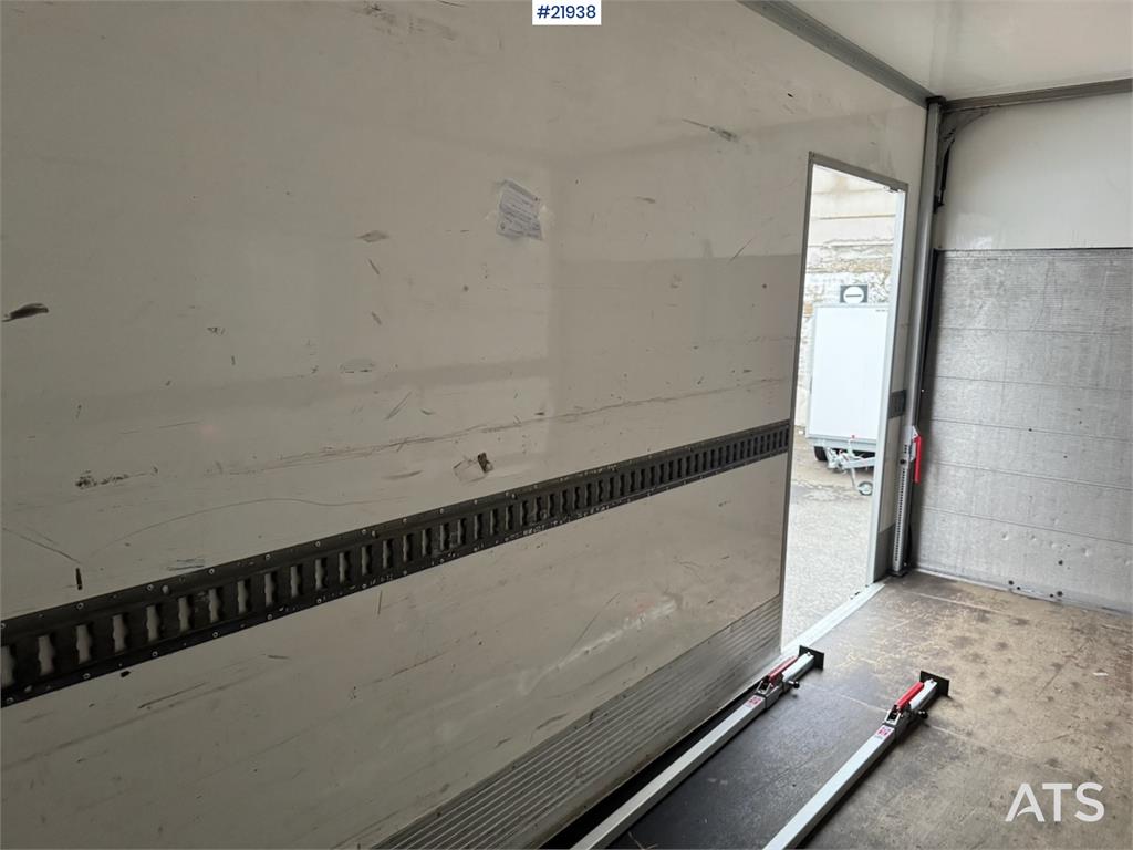 Mercedes-Benz Atego 1023 box car