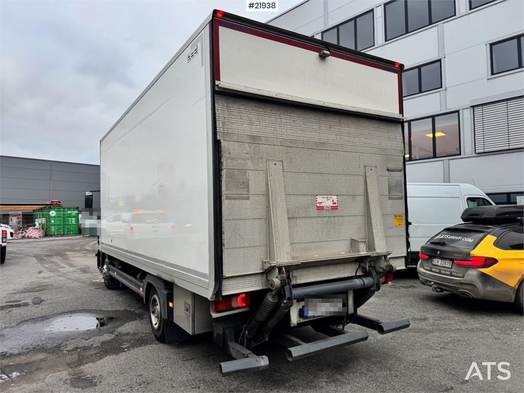 Mercedes-Benz Atego 1023 box car
