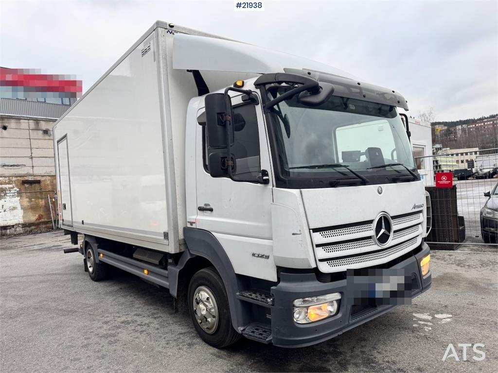 Mercedes-Benz Atego 1023 box car