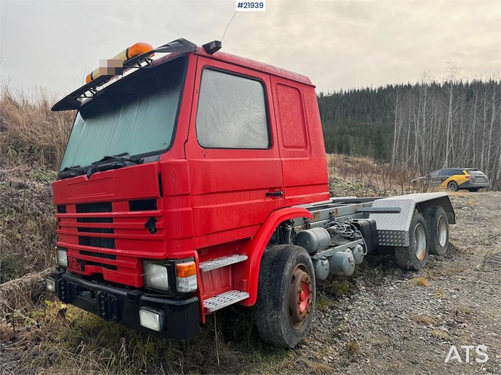 Scania P112 6x2 chassis