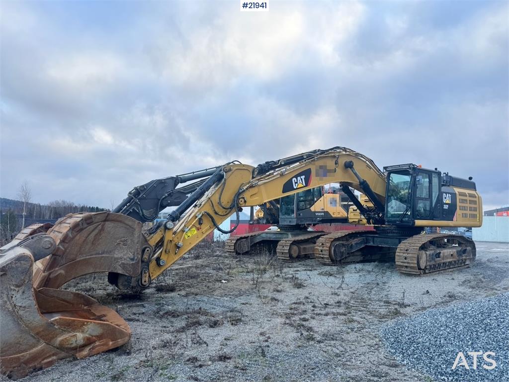 CAT 352F