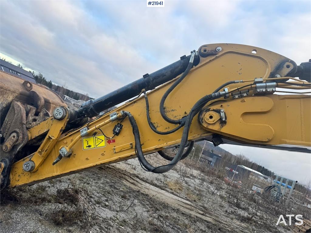 CAT 352F
