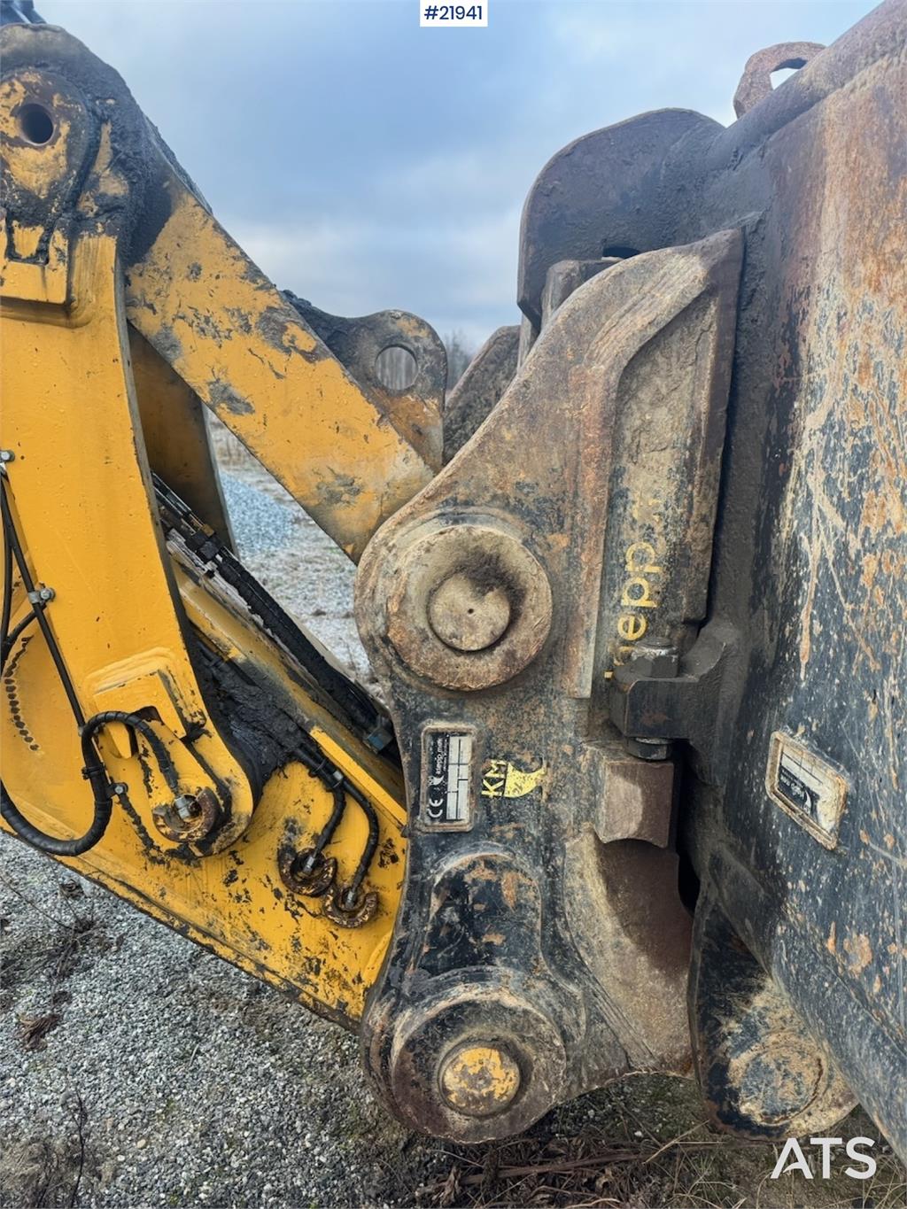 CAT 352F