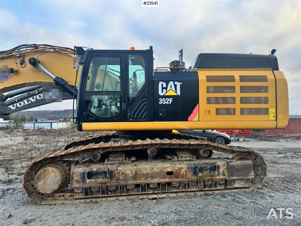 CAT 352F
