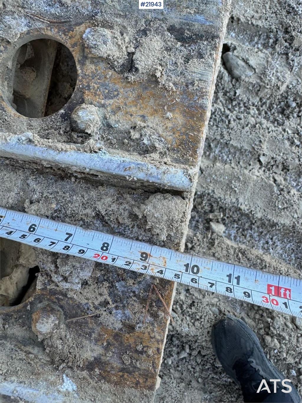 Sandvik Dino DC400RI drilling rig. Overhauled engine and h