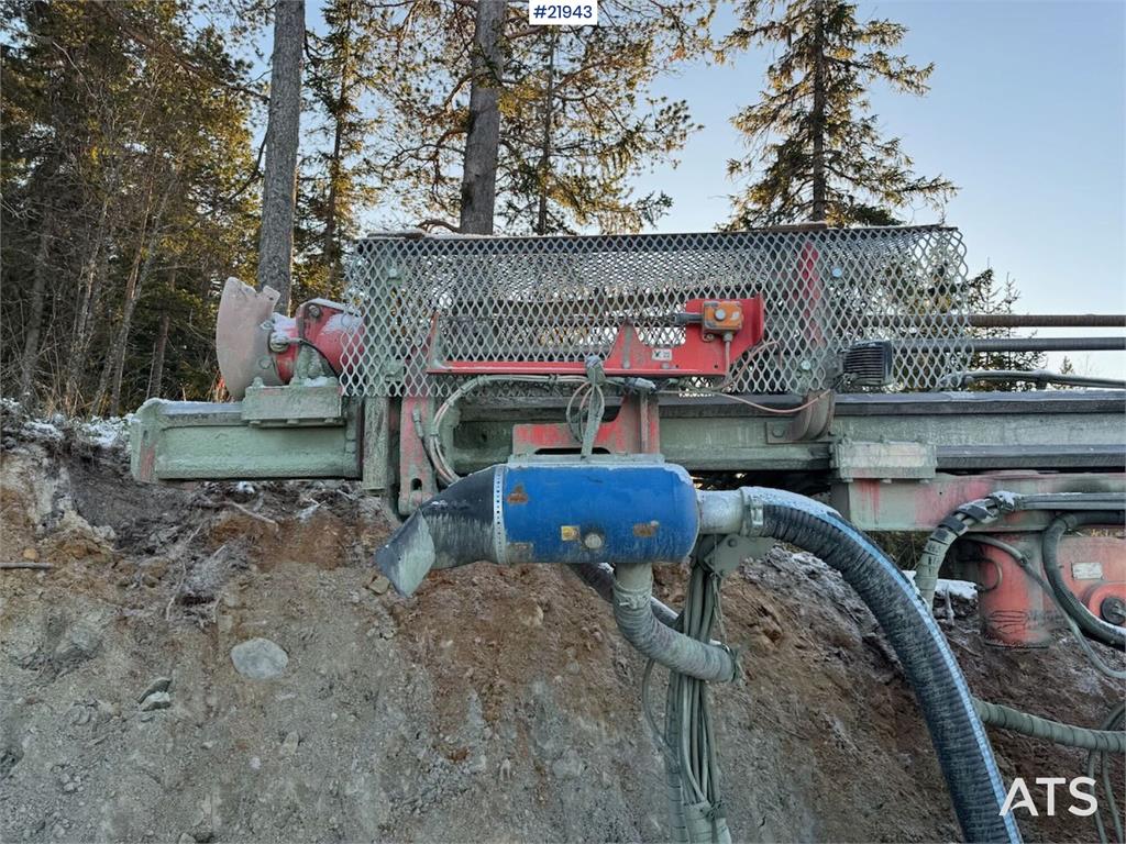 Sandvik Dino DC400RI drilling rig. Overhauled engine and h