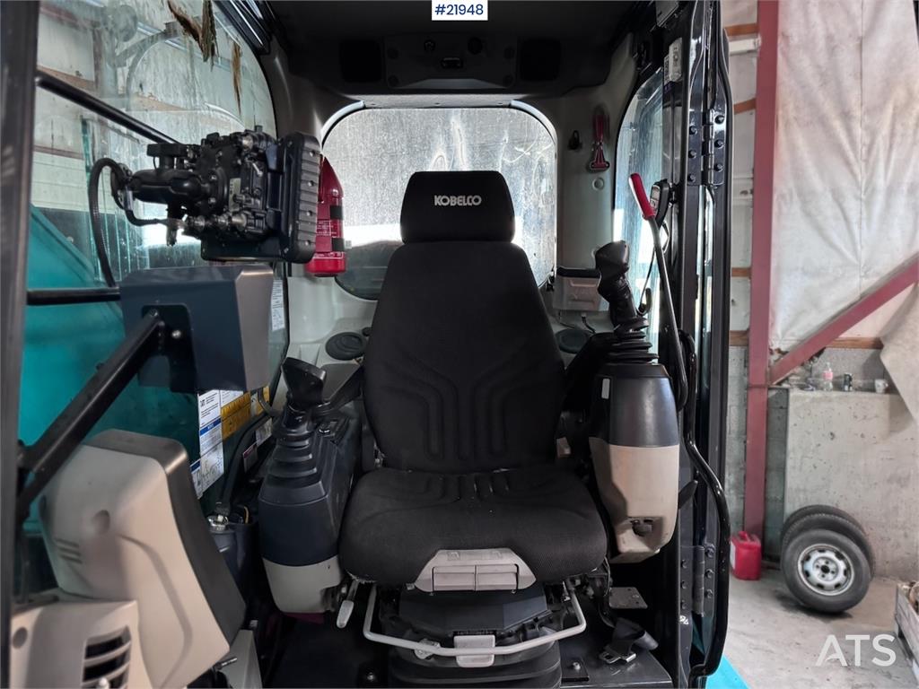 Kobelco SK270 SRLC-5E w/ Bucket and GPS. Certified!