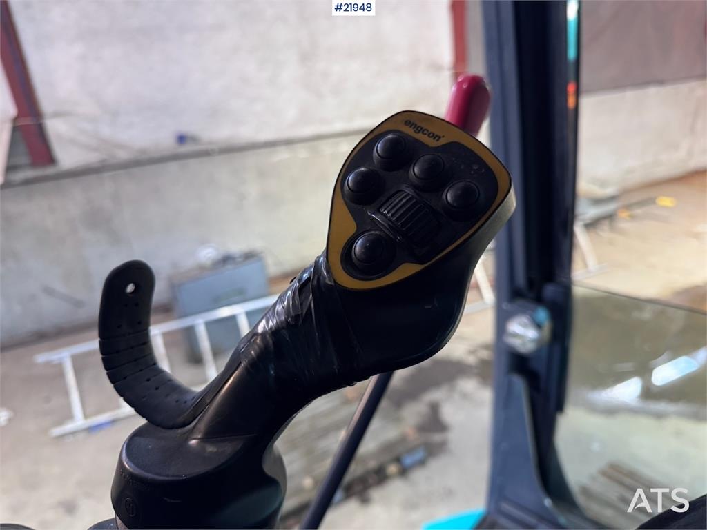 Kobelco SK270 SRLC-5E w/ Bucket and GPS. Certified!