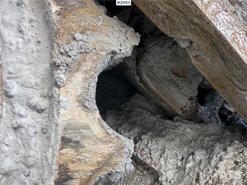 Sandvik UH440i Spindle. SEE VIDEO.