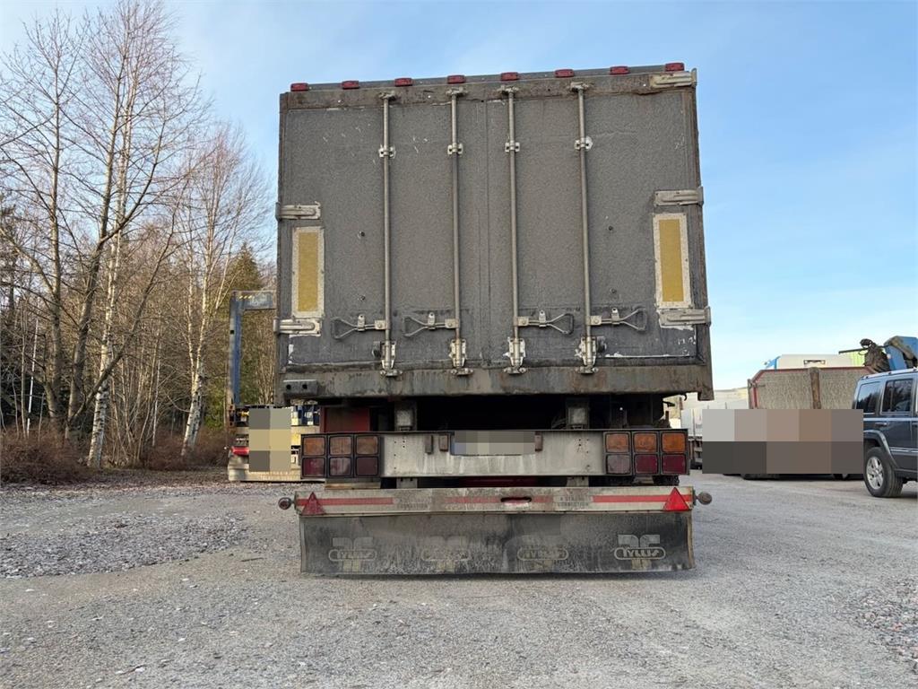 Tyllis L3 3-axle flatbed semi-trailer with side boards Re