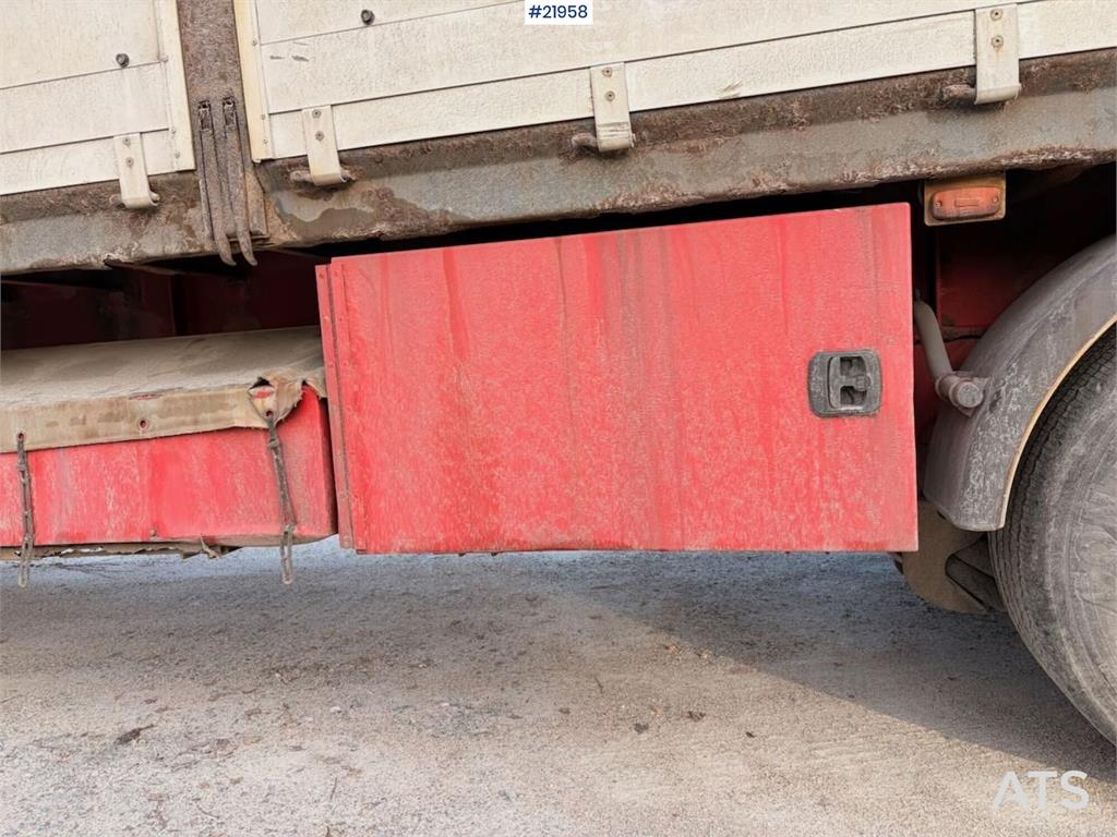 Tyllis L3 3-axle flatbed semi-trailer with side boards Re