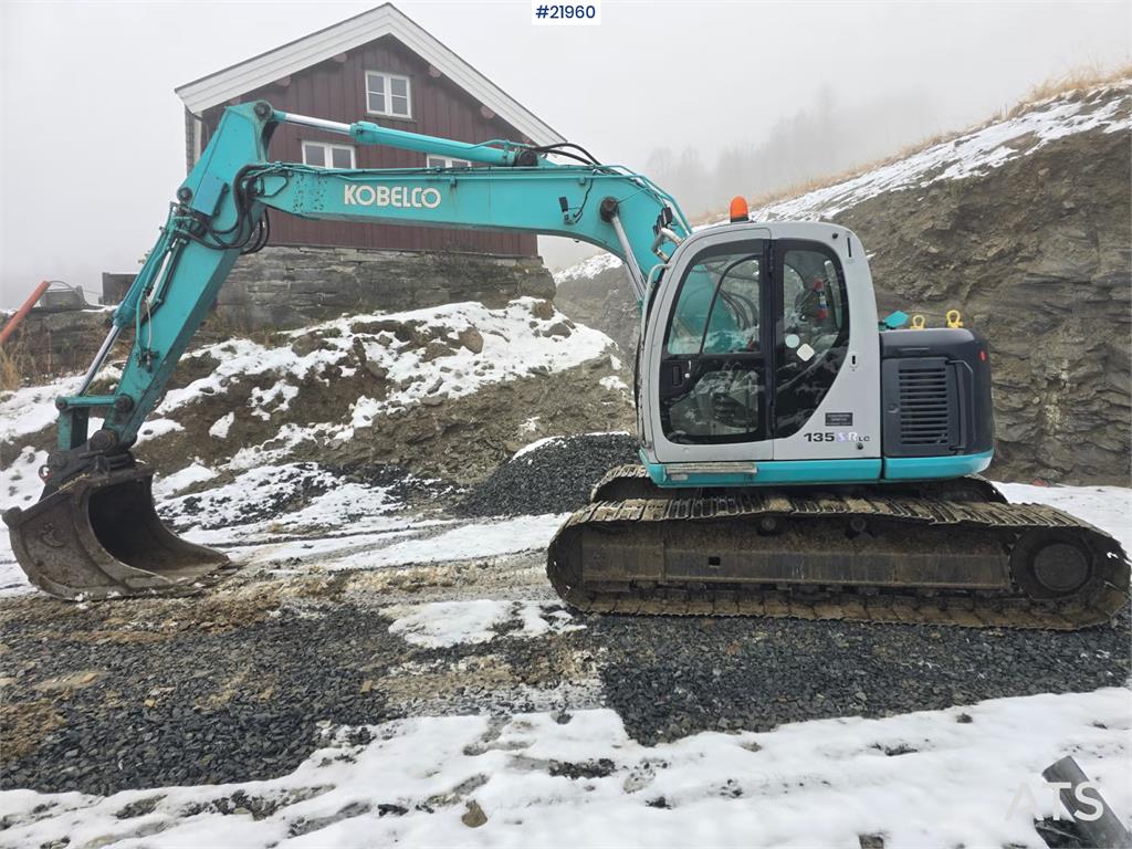 Kobelco SK135 SR LC tracked excavator with digging bucket