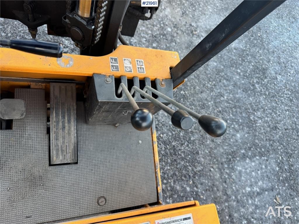 Jungheinrich EFG D1.0 Electric Forklift w/ Charger