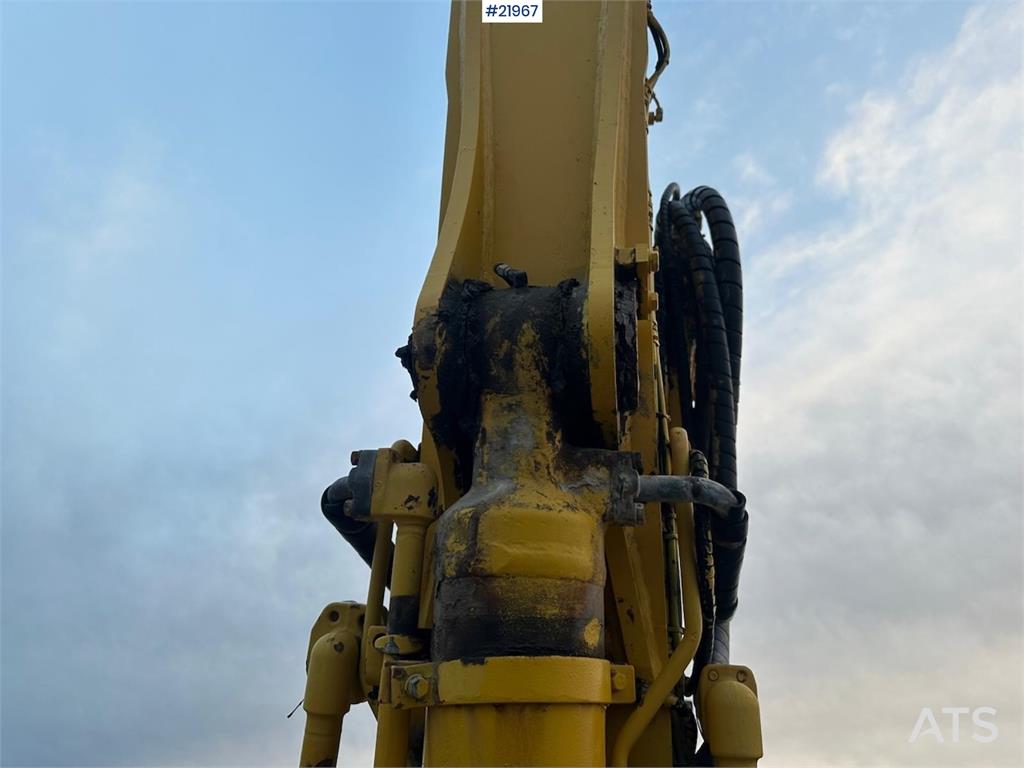 Komatsu PC240LC-8 Crawler Excavator w/ Digger Bucket.
