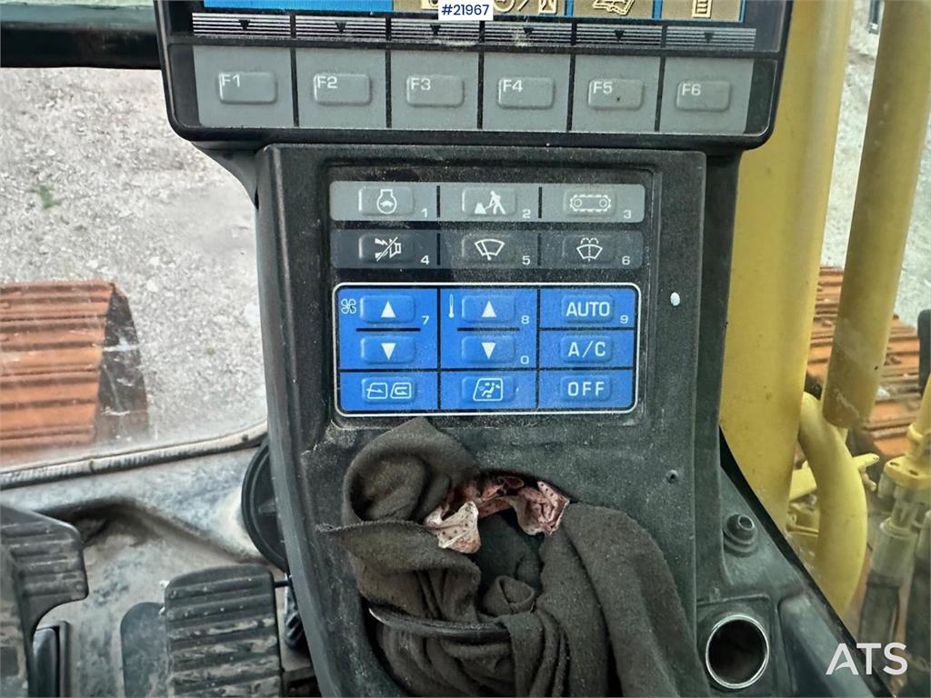 Komatsu PC240LC-8 Crawler Excavator w/ Digger Bucket.