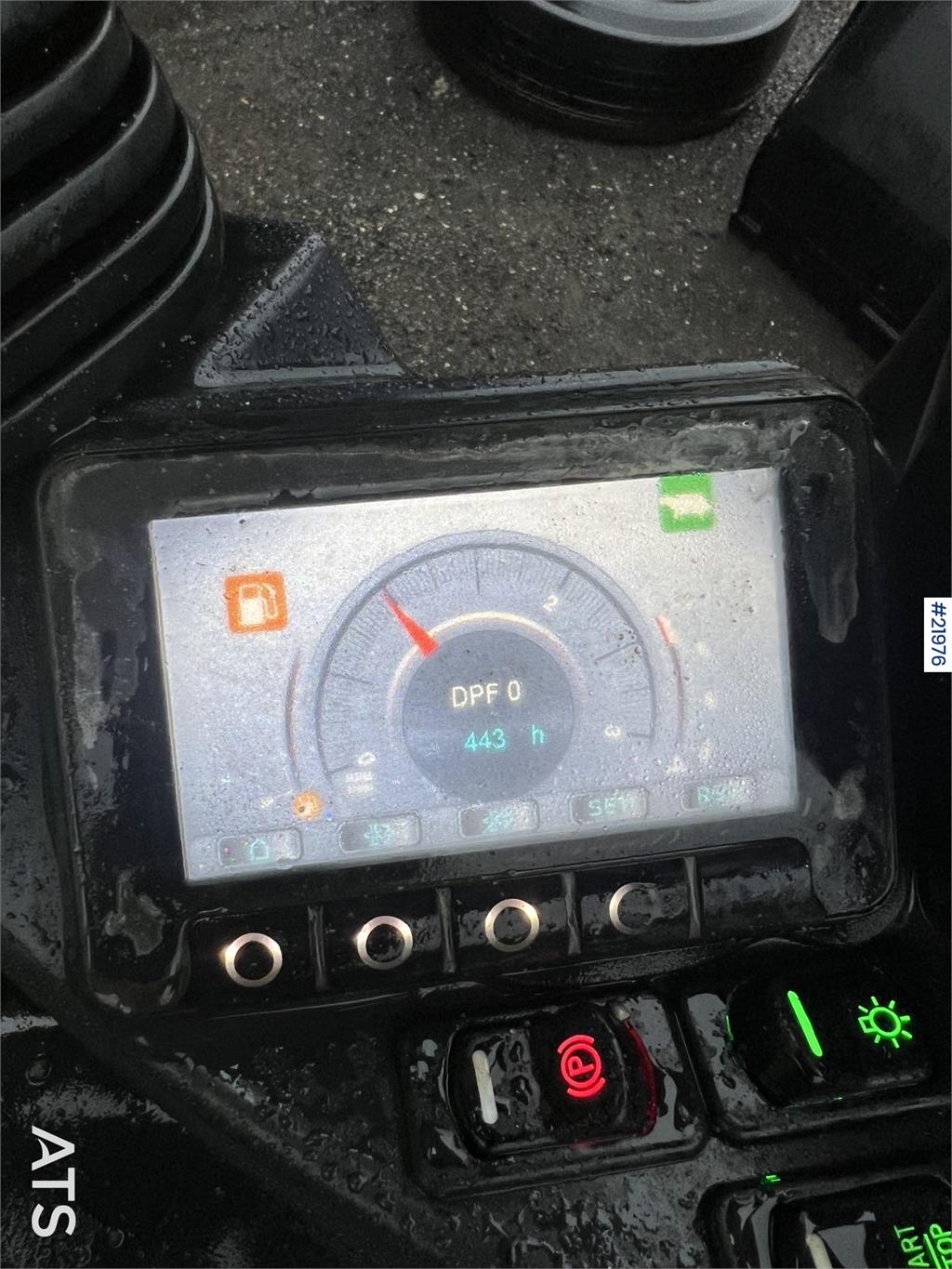 Kubota kc300hr-5 crawler dumper