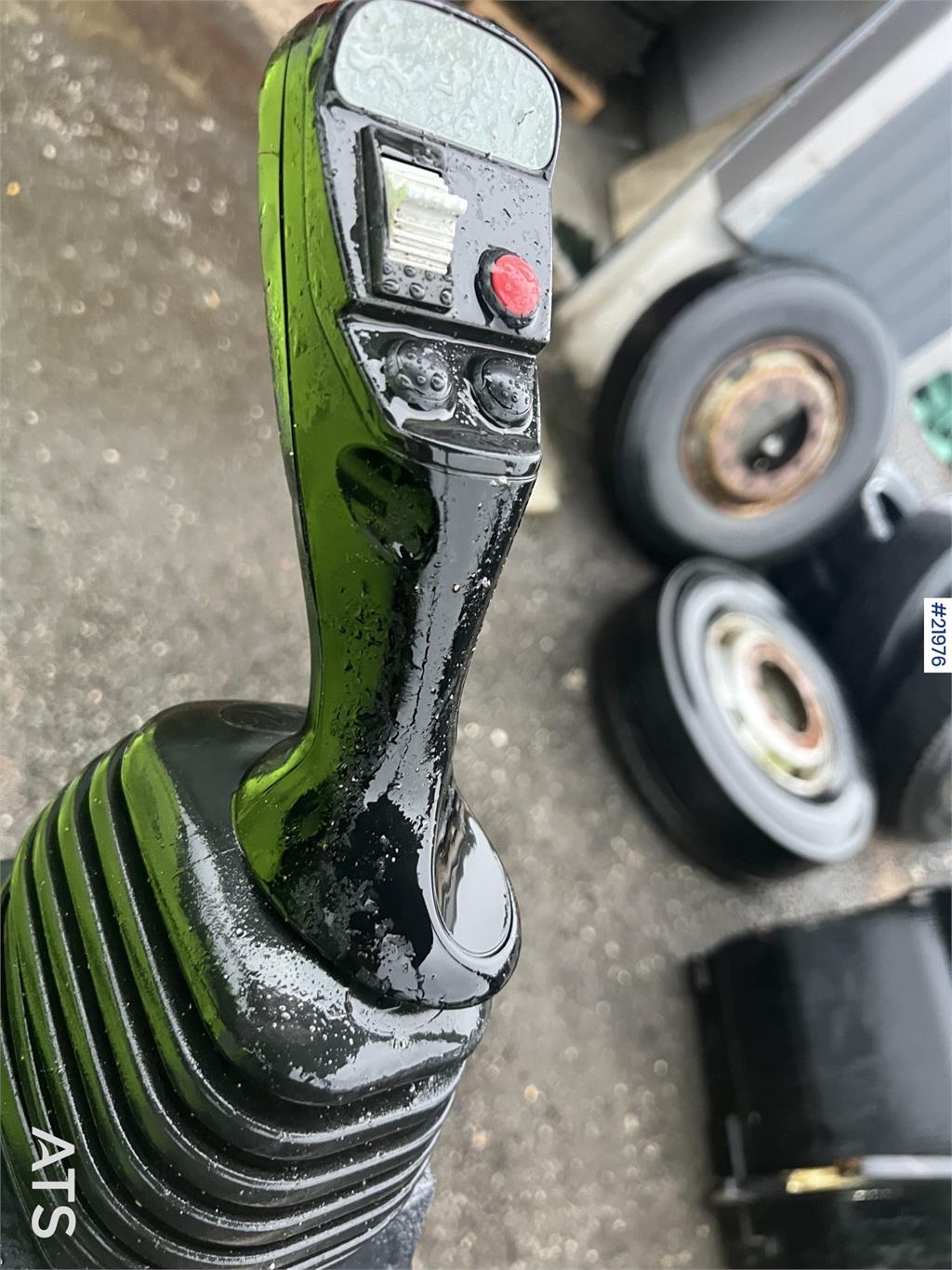 Kubota kc300hr-5 crawler dumper