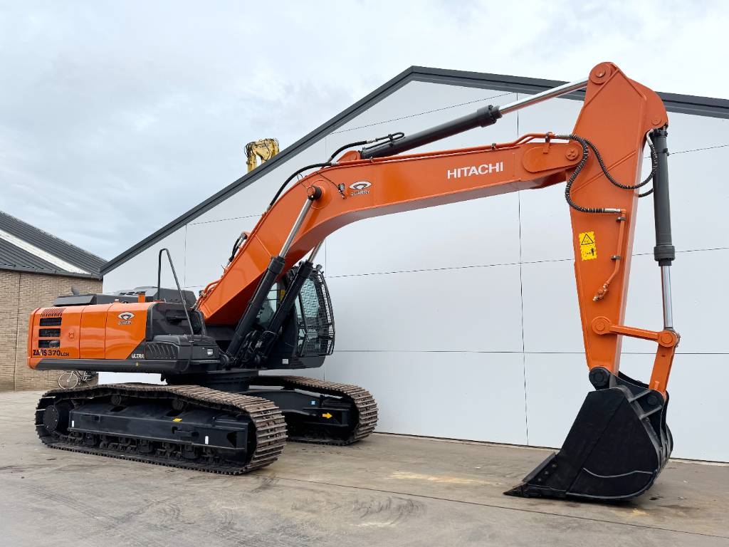 Hitachi ZX370-LCH - Hammer Lines / Isuzu Engine