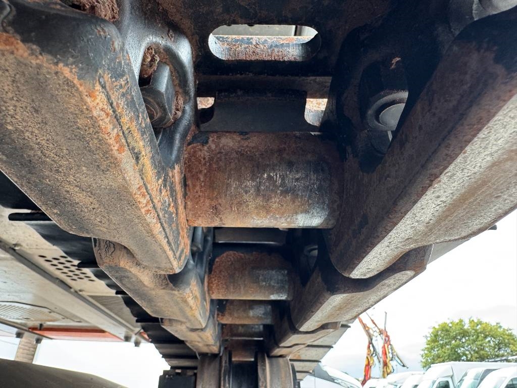 Hitachi ZX370-LCH - Hammer Lines / Isuzu Engine