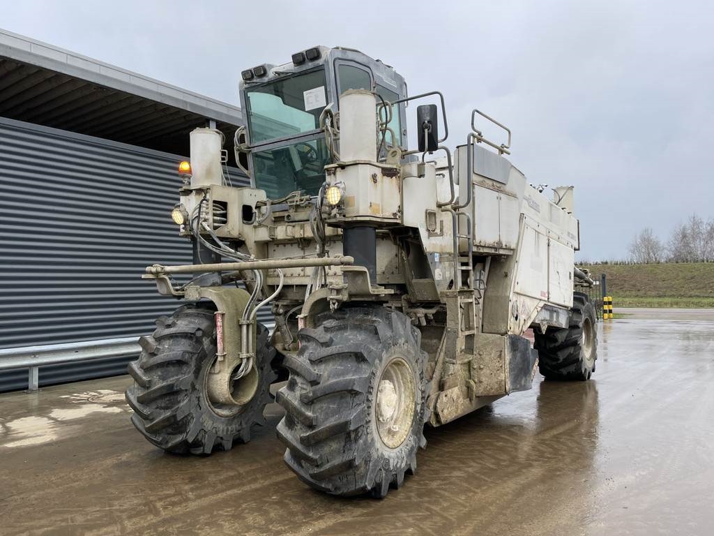 Wirtgen WR 2500S