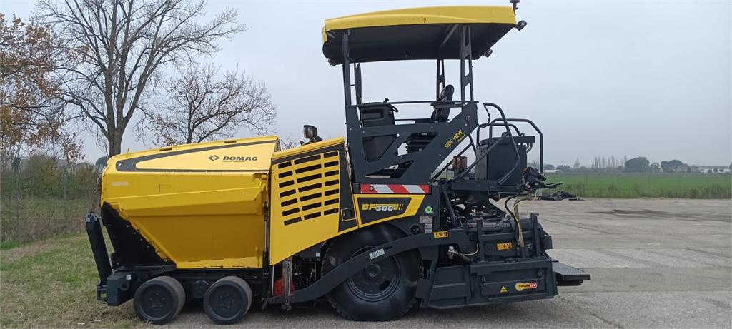 2021 بوماج BF 300 P-2-44971247