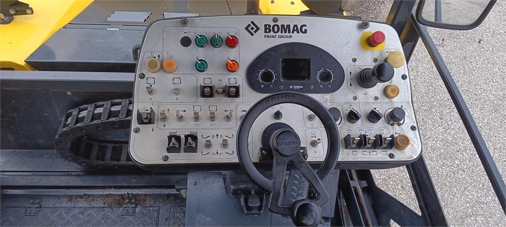 2021 بوماج BF 300 P-2-44971249