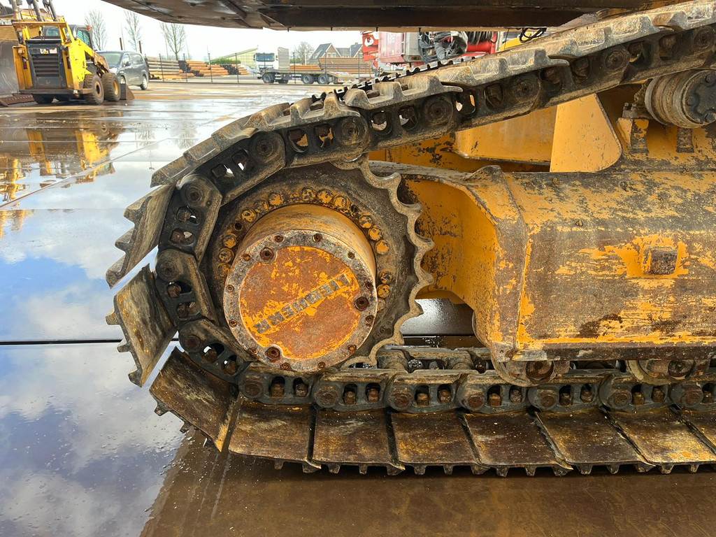 Liebherr R922 HDSL Wimmer Drill