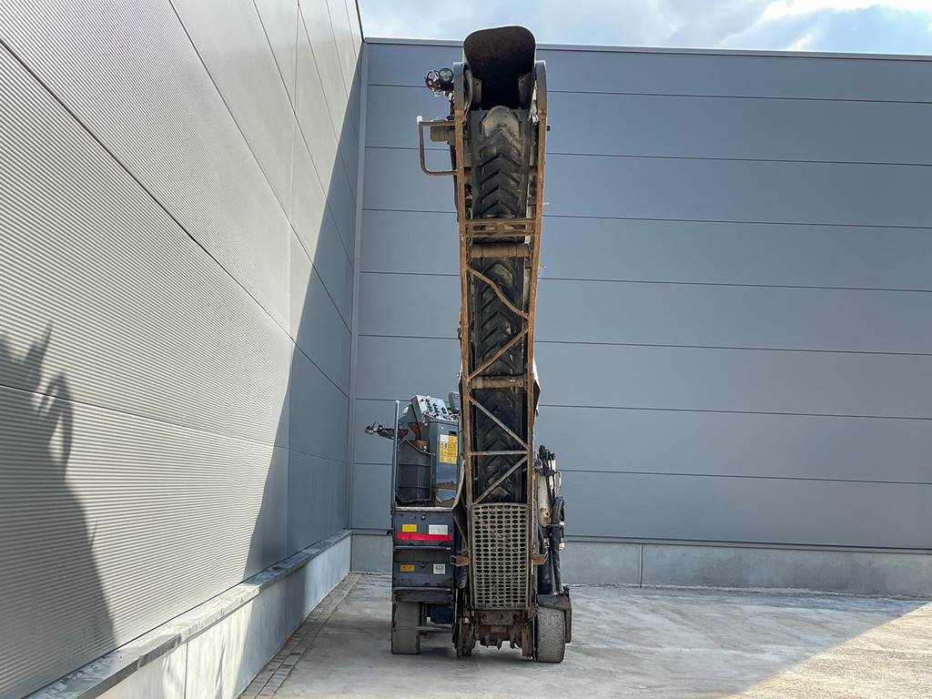 Wirtgen W 50 RI