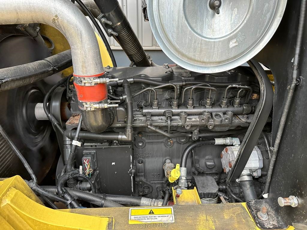 Hyster H12XM-6