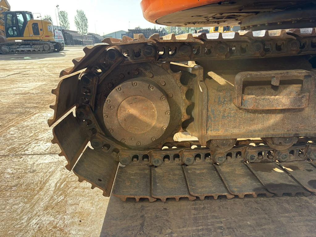 2020 دووسان DX140LCR-5-47499264
