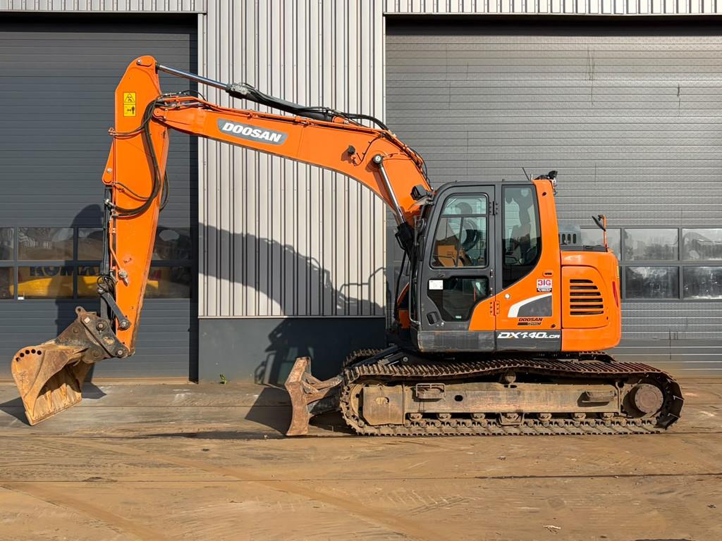 2020 دووسان DX140LCR-5-47499250