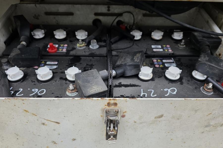 JLG 4069LE Electric, 14.2m Working Height, 360kg Capac