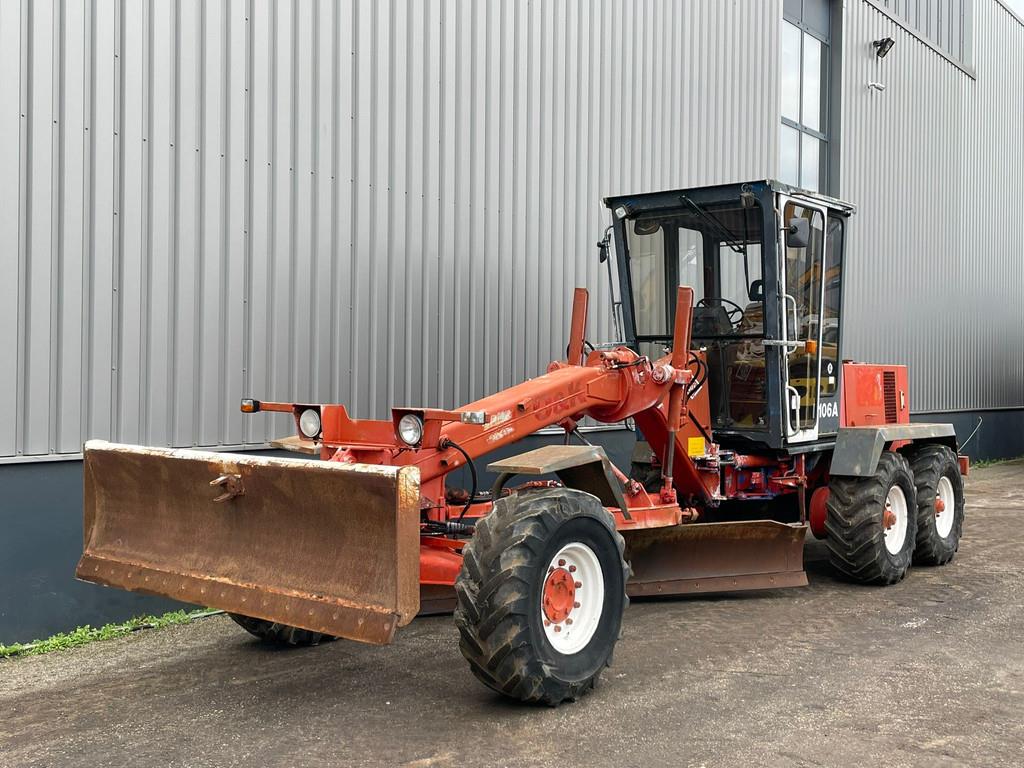 O&K F106A 6x6 Motor Grader
